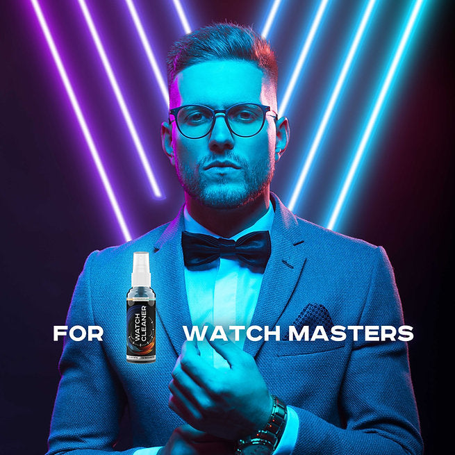 Watch cleaner for watch masters